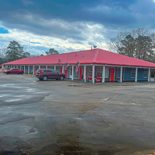 image of Smith Motel exterior