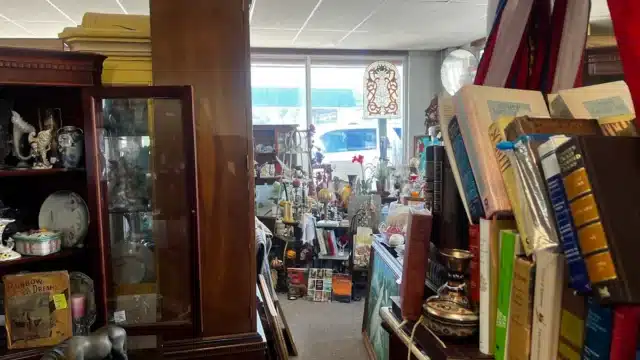 Showcase Antiques & Interiors 2