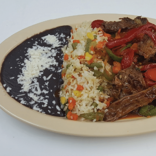 image of food from El Manantial Honduras Restaurant