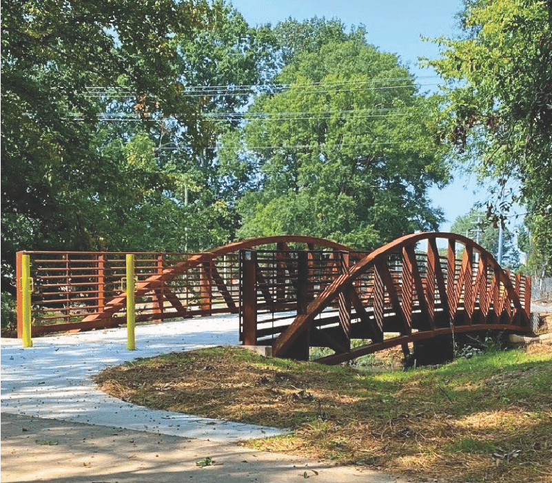 image of calhoun pedestrian trail